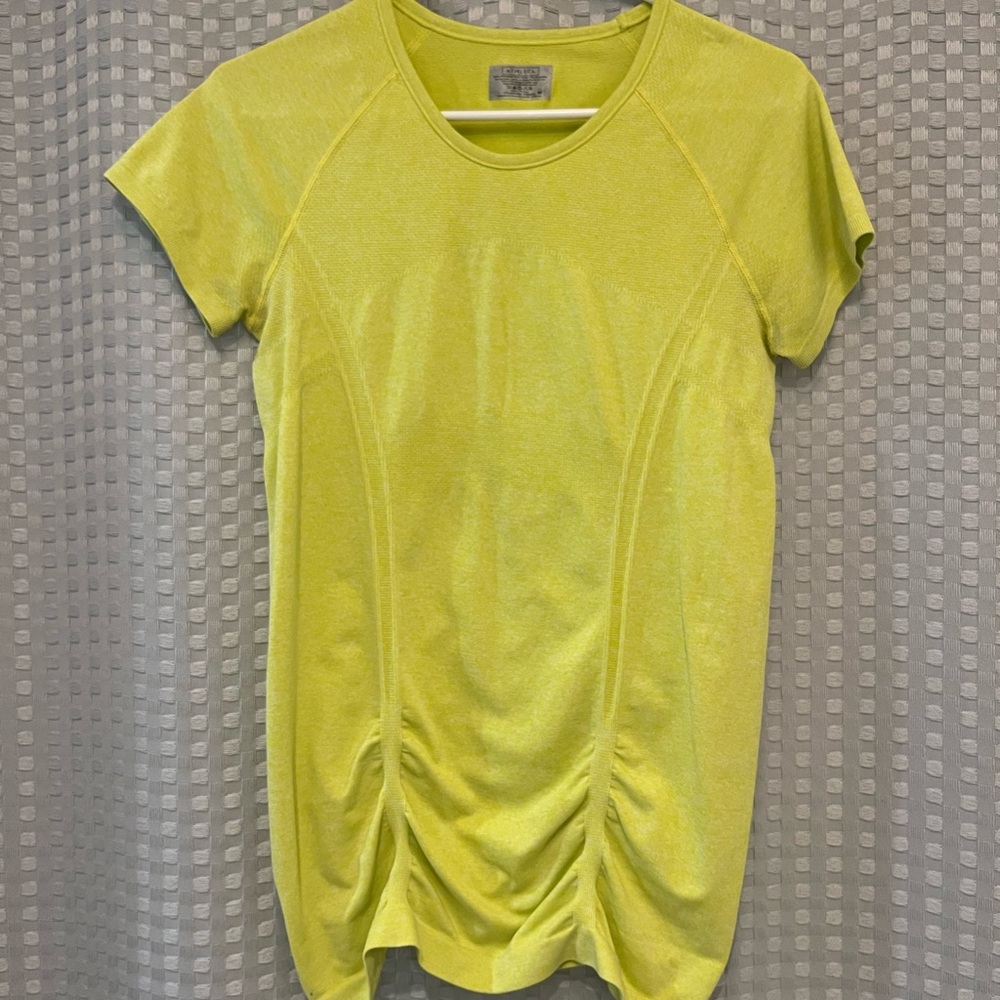 Athleta Lime Short Sleeve Ruched Active Tee